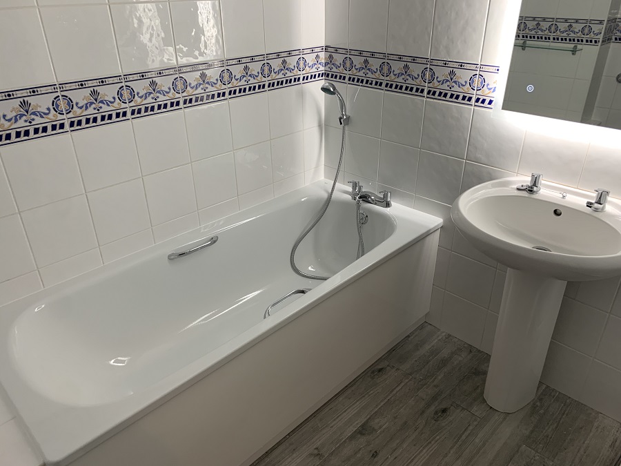 seafront-bathroom2.jpg